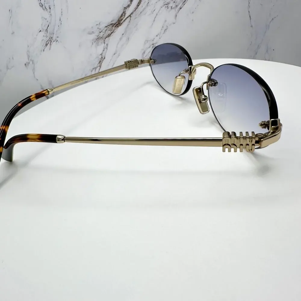 New MIU MIU Sunglasses - Picture 10 of 16